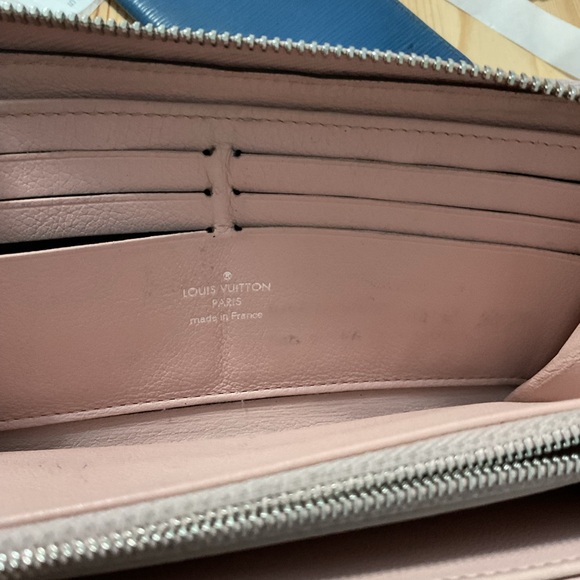 Louis Vuitton Zippy Wallet Mahina Leather Rose Jamin Pink - Picture 10 of 15